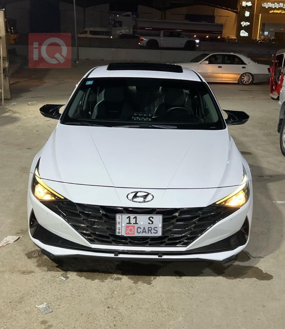 هیوندای ئەلەنترا